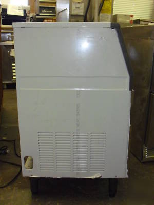 Scotsman CSE60 ice machine