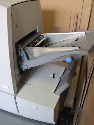 Pitney bowes DI600 fastpac inserting / folding system 