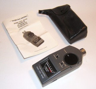 Realistic sound level decibel meter, handheld, audio