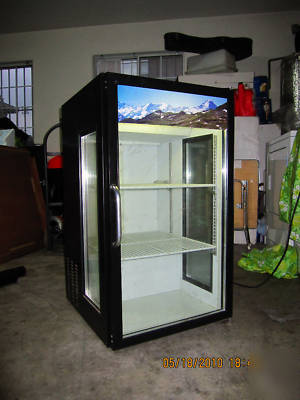 Commercial merchandiser refrigerator blue air BAGR7 