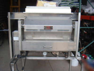 New nieco automatic broiler model N1535 brand gas/115V