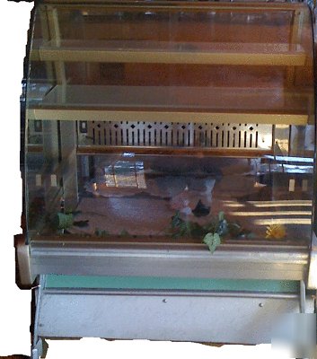Sifa bakery deli cafe refrigerated display case curved