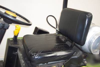 1993 clark 3000 lb forklift with fork positioner cheap