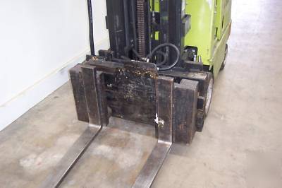 1993 clark 3000 lb forklift with fork positioner cheap