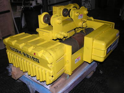 Acco 3 ton cable hoist, winch, lift