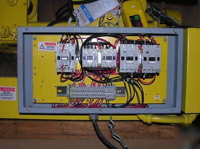 Acco 3 ton cable hoist, winch, lift