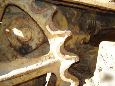Caterpillar fifteen or little twenty undercarriage