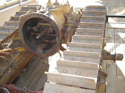 Caterpillar fifteen or little twenty undercarriage