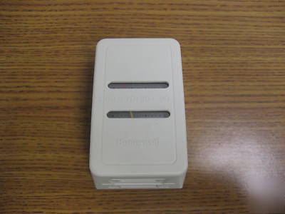 Honeywell TP9630B1003 pneumatic thermostat TP9630B 1003
