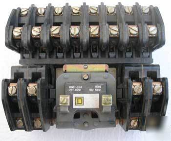 Square d 8903-LO1200 12P 30 amp lighting contactor open