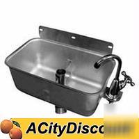 Wall mount dipperwell s/s sink 10