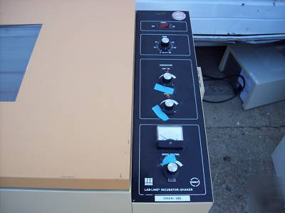 Lab-line 3525 incubator shaker top of the line great 