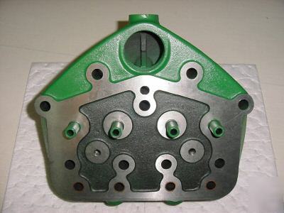 New john deere unstyled b cylinder head AB311R B357R