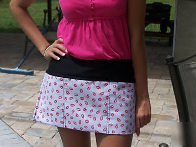 New waist apron ,waitress,server,red lips,smiles, ,red