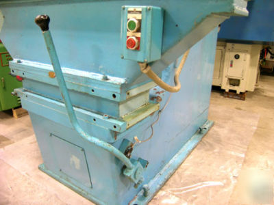 Eitel hydraulic gap frame straightening press