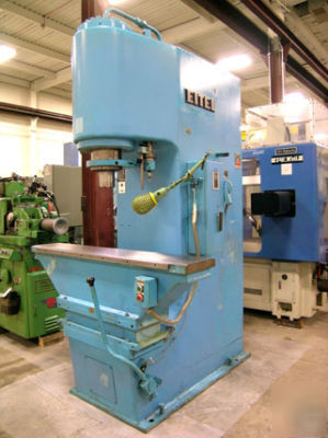 Eitel hydraulic gap frame straightening press