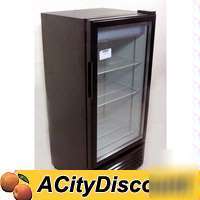 New idw commercial merchandising cooler refrigerator