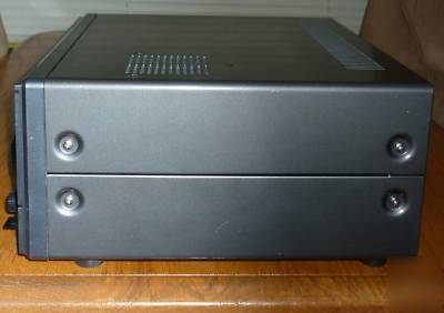 Jrc nrd-525 receiver and nva-92 speaker - very nice 