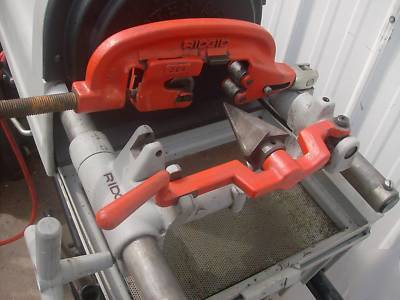 Ridgid 1822-i threader in nice shape with stand 2 inch 