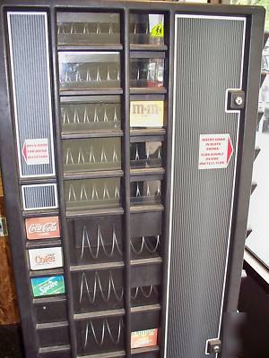 Snack & soda vending machines w/dollar bill change PWJ7