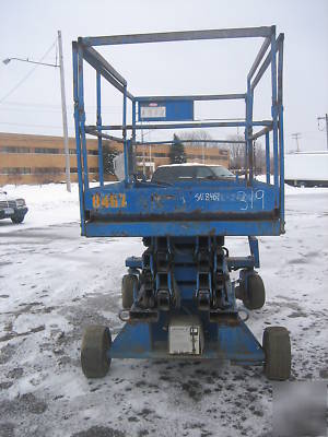 Urpight X24DW scissor lift 24' deck hgt.,30' work hgt. 