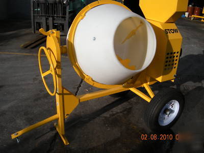 New multiquip stow concrete mixer 9CF 8HP honda engine 