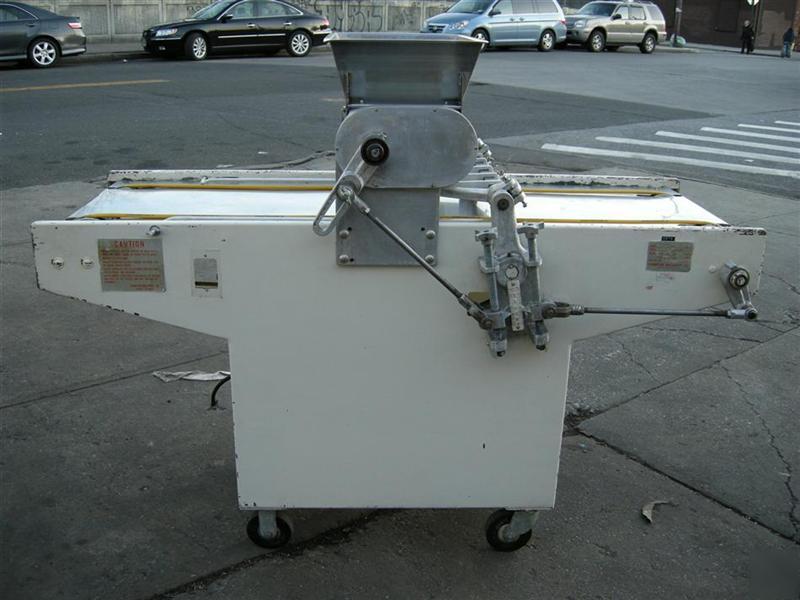 Champion white cookie depositor model # 65 good