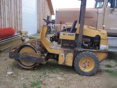2001 super pac 400 sheep foot compactor