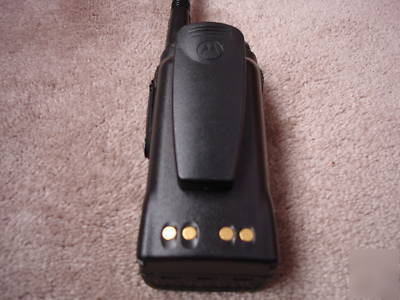 Motorola HT750 16CH vhf portable radio ht 750 w/ chargr