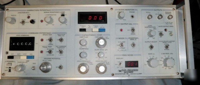 Axon axopatch 1C patch clamp amplifier