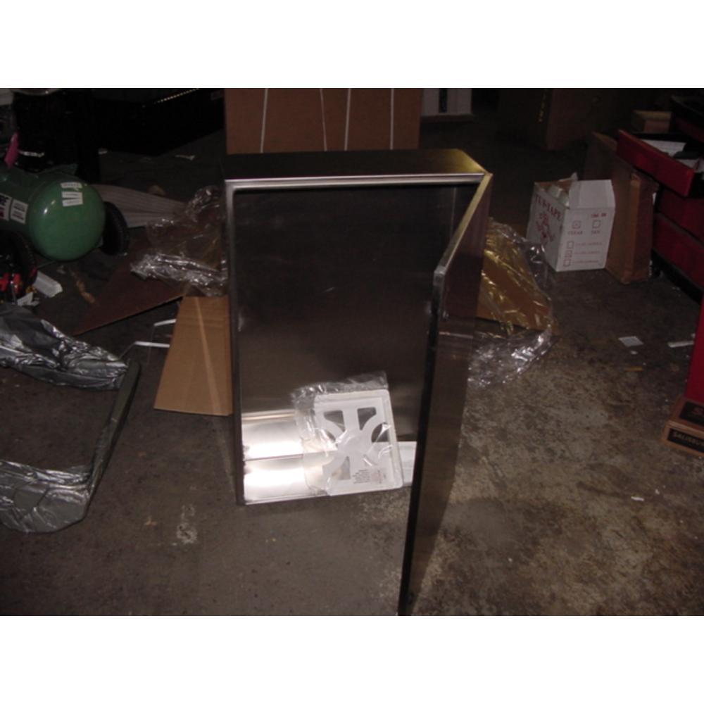Wiegmann N412362408SSC metallic enclosure 162600