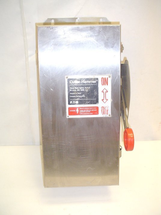 Ss cutler hammer 30 amp disconnect 600V safety switch