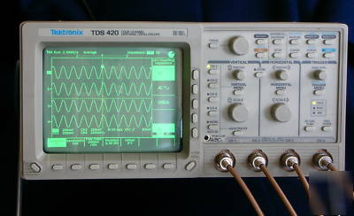 Tektronix TDS420 150 mhz digitizing oscilloscope 