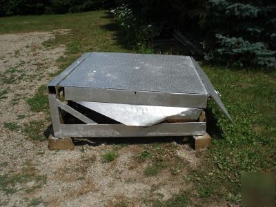 Commercial loading ramp loading access ramp, used