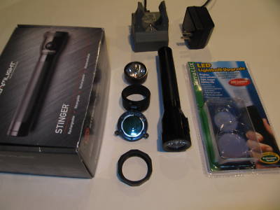Streamlight stinger with fast charger and accessories