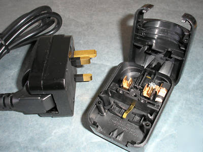Schuko cee 7/4 7/7 to uk converter plug earthed 13A X2