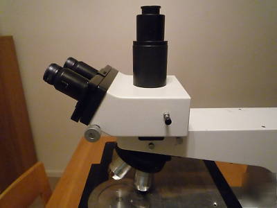 Leitz metalloplan largefield metallographic microscope