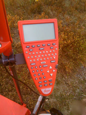 Leica SR530 rtk geodetic rover