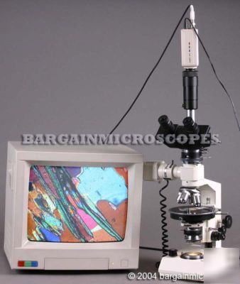 Clearance polarizing microscope