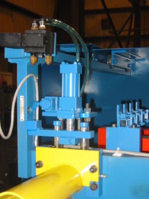 Die cast mach rebuilt 100 ton hpm alum. cold chamber 