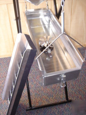 Gold prospecting drywasher vac-pac mining gold pans