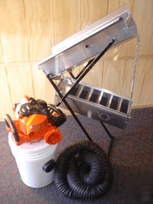 Gold prospecting drywasher vac-pac mining gold pans