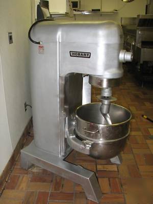 Hobart mixer 220V w/bowl used in fair condition