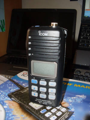 New icom ic-M31 marine radio brand unused - *excellent*