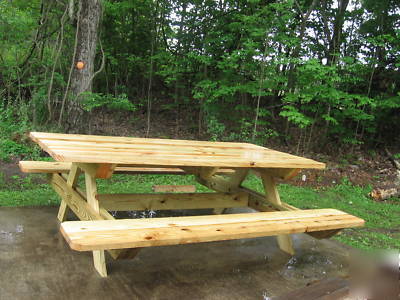 Wood picnic table ~ yard ~ reunions ~ bbq ~ campsite ~ 