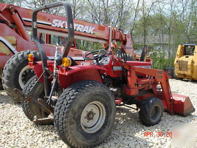 Massey ferguson 1030 4X4 diesel tractor loader 1750HRS