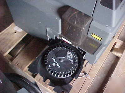 Coulter epics-xl mcl laser cytometer 