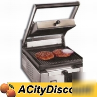 New fma 10IN x 9IN panini sandwich grill ribbed