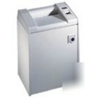 Dahle 20304 level 2 strip cut small office shredder