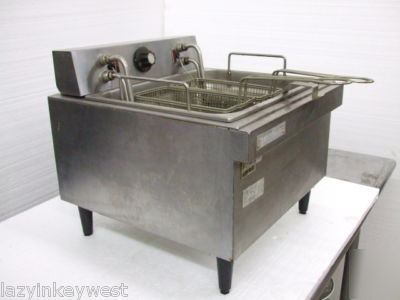 Toastmaster - model 1427 - counter top - deep fryer